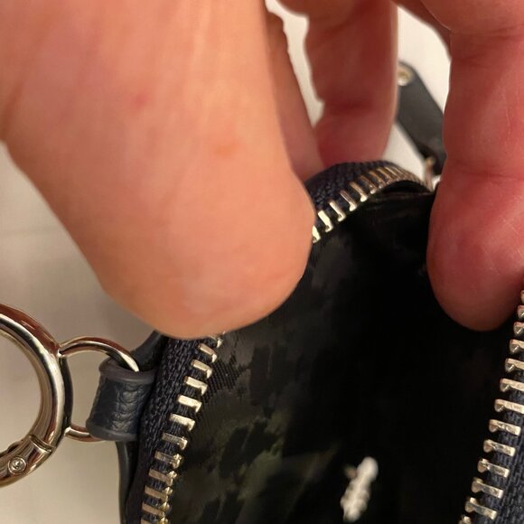 Karl Lagerfeld Coin Purse/Sanitizer Holder Zip-Around 3.5" Diameter Navy NEW - Picture 4 of 7